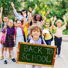Back to school або магазини шкільної форми і аксесуарів в США